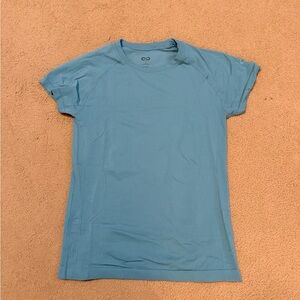 Women’s Stride Shirt